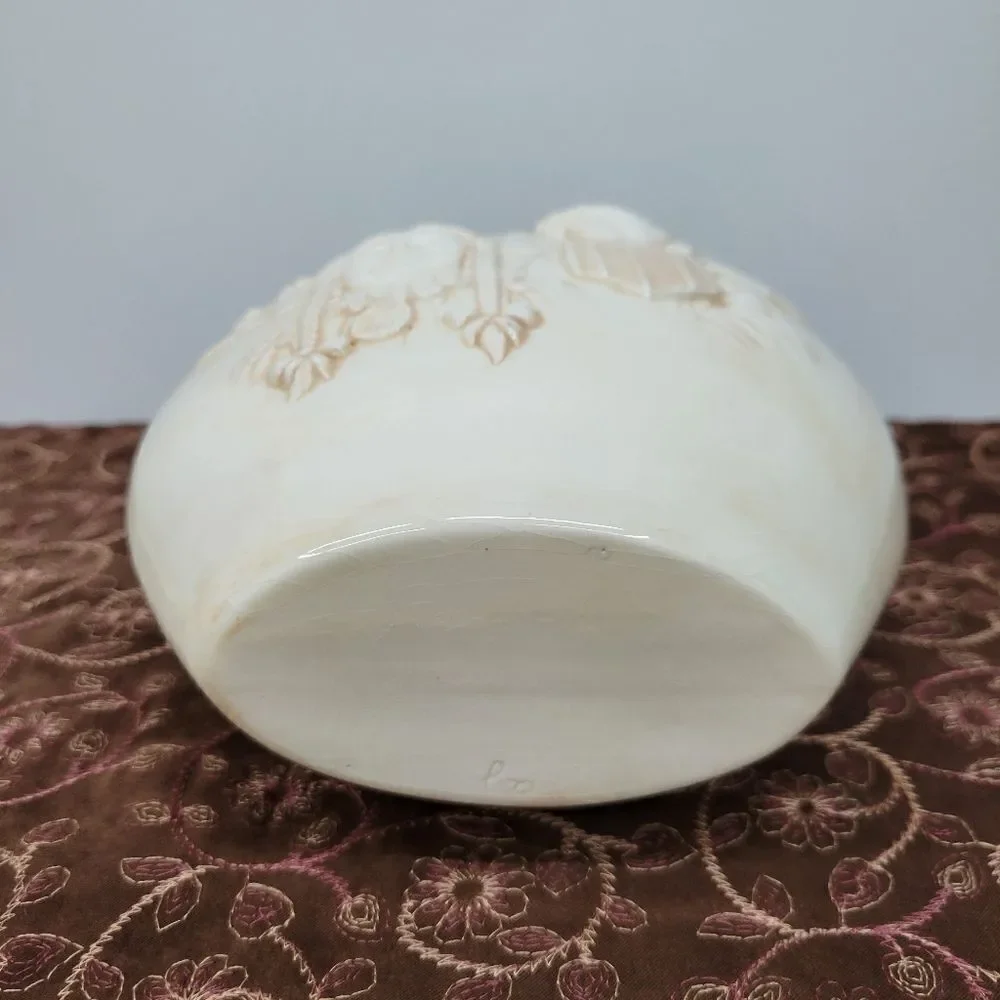 Vintage Native American Handmade Pottery Vase Vessel Artistic Piece - Signed